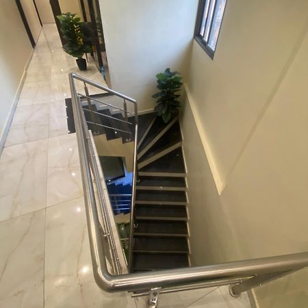 Hotel Ashyana - Near To Grant Road Station Bombaj Zewnętrze zdjęcie