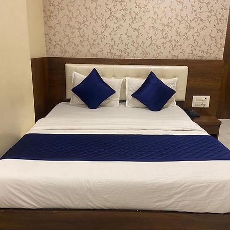 Hotel Ashyana - Near To Grant Road Station Bombaj Zewnętrze zdjęcie