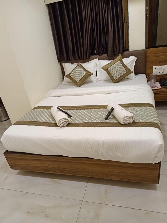 Hotel Ashyana - Near To Grant Road Station Bombaj Zewnętrze zdjęcie