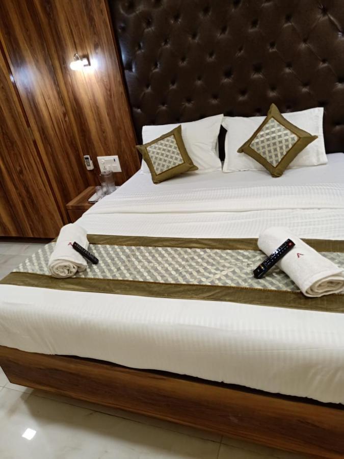 Hotel Ashyana - Near To Grant Road Station Bombaj Zewnętrze zdjęcie