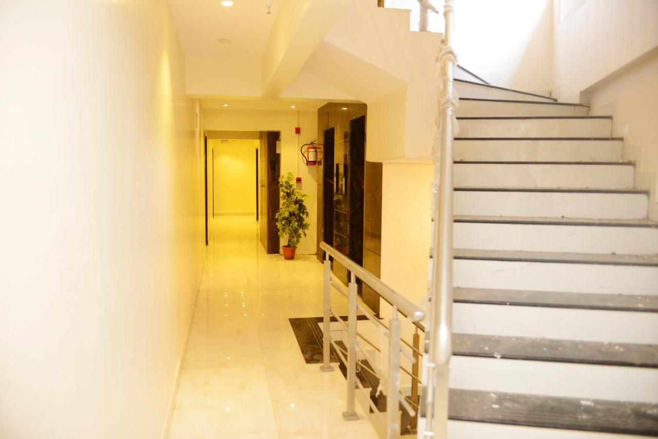 Hotel Ashyana - Near To Grant Road Station Bombaj Zewnętrze zdjęcie
