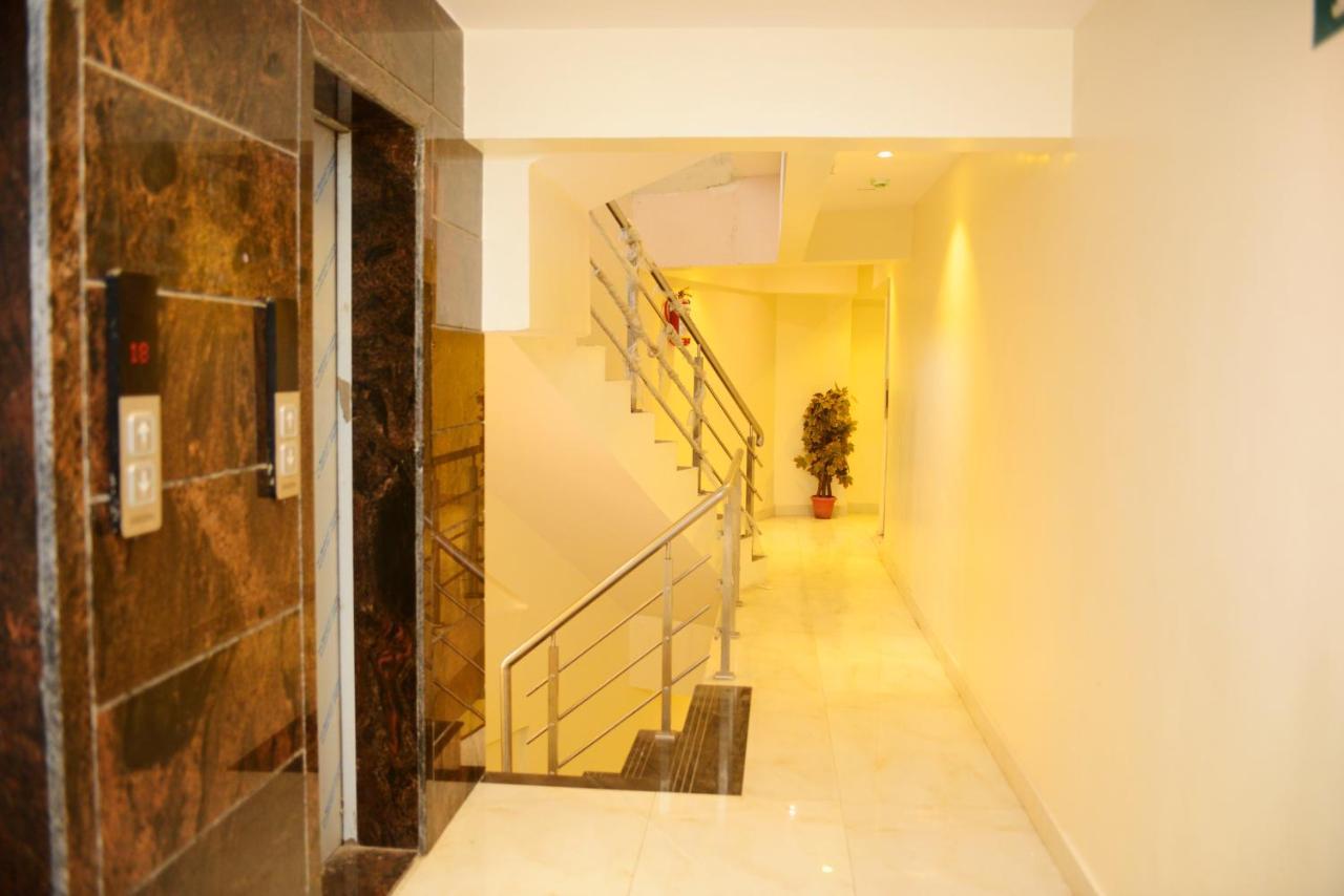 Hotel Ashyana - Near To Grant Road Station Bombaj Zewnętrze zdjęcie