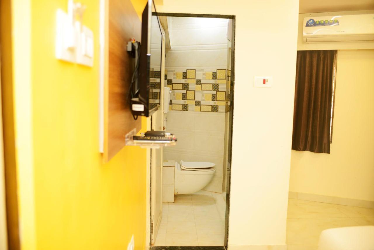 Hotel Ashyana - Near To Grant Road Station Bombaj Zewnętrze zdjęcie