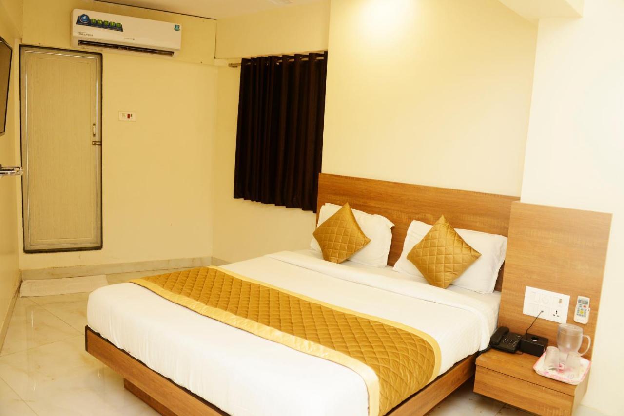 Hotel Ashyana - Near To Grant Road Station Bombaj Zewnętrze zdjęcie