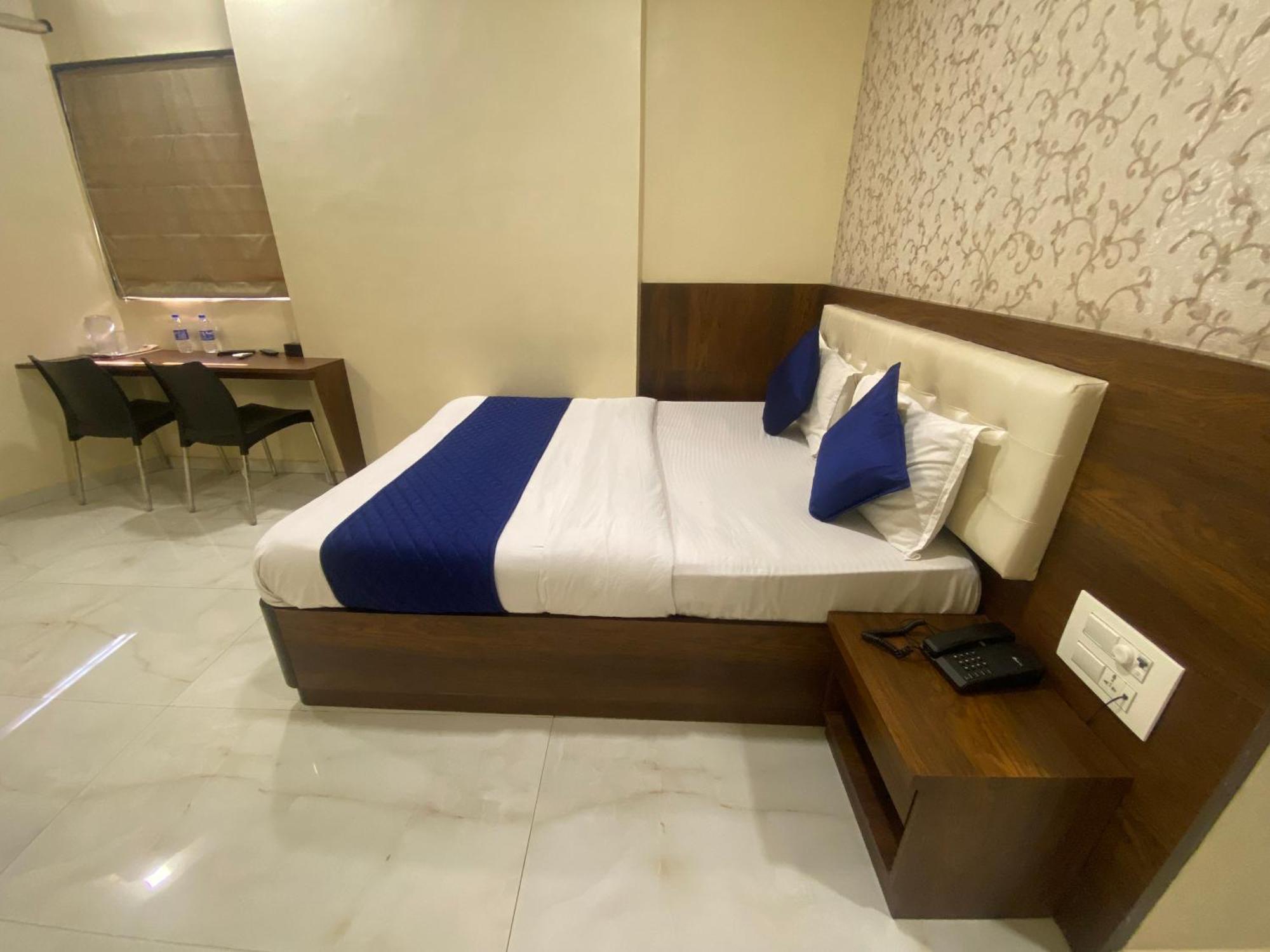 Hotel Ashyana - Near To Grant Road Station Bombaj Zewnętrze zdjęcie